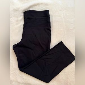 JM woman’s dress pants. Size XL.